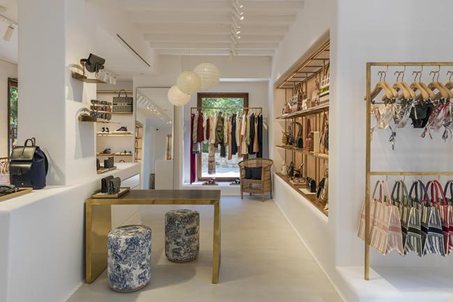 再登度假勝地 DIOR 2019米科諾斯快閃店