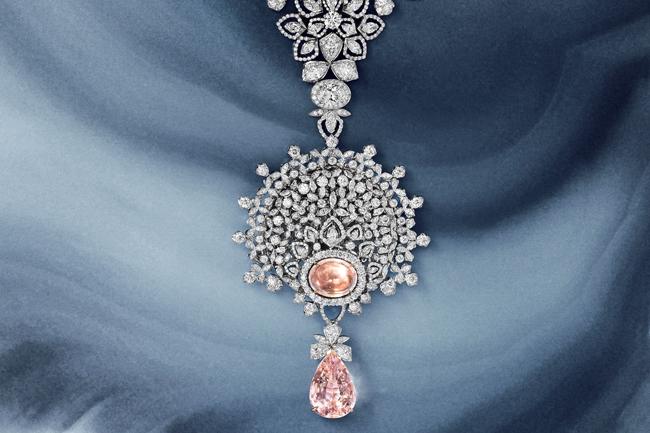 CHAUMET IN MAJESTY 皇室情緣珍寶藝術展
