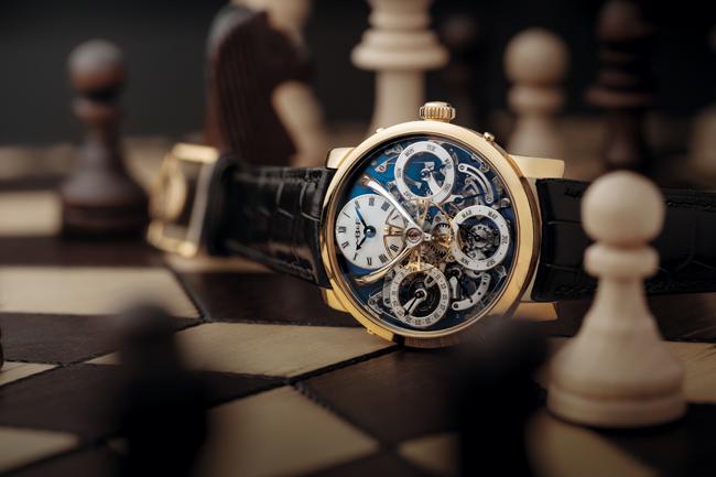 深邃藍懸浮擺輪 MB&F LM萬年曆18K金黃金材質錶款