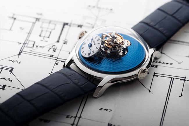 換上玫瑰金與鉑金新裝 MB&F Legacy Machine FlyingT