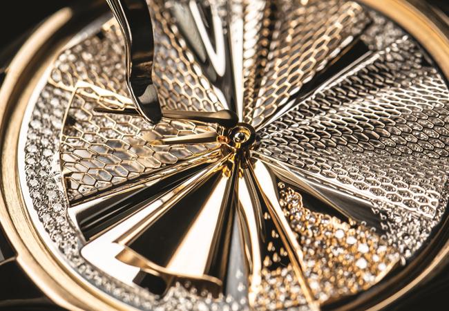 DIOR Grand Soir Plissé Précieux