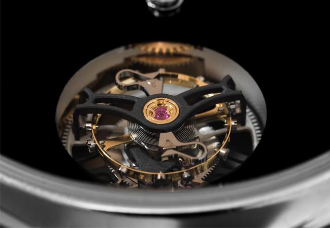 亨利慕時H. MOSER & CIE 勇創者陀飛輪Vantablack腕錶