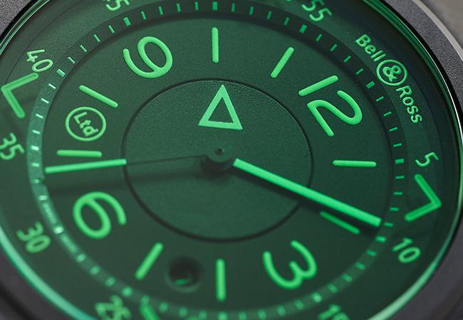 BELL & ROSS BR 03-92 H.U.D  