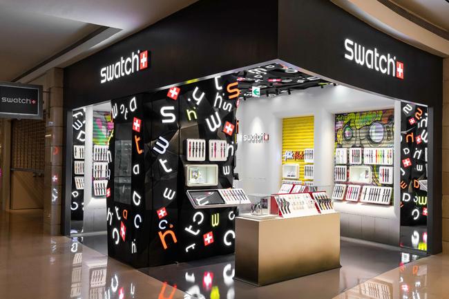 獨步全球 SWATCH嶄新概念店開幕 偉晉剪綵揭幕