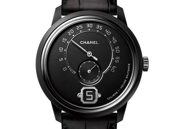 香奈兒CHANEL黑色琺瑯面盤鉑金款