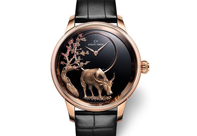 雅克德羅 Jaquet Droz 浮雕水牛紅金時分小針盤腕錶，型號：J005023295