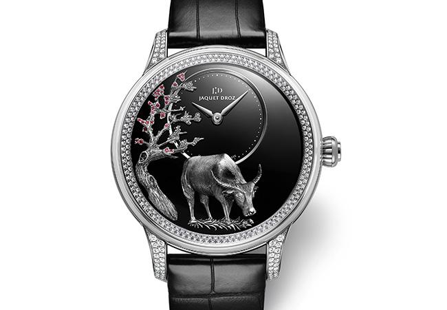 雅克德羅 Jaquet Droz 浮雕水牛白金鑲鑽時分小針盤腕錶，型號：J005024286