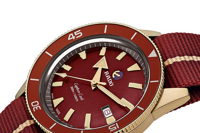 RADO 庫克船長300米青銅自動腕錶鋼鐵紅限定版