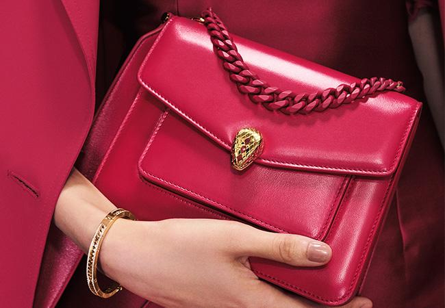 BVLGARI Serpenti Forever Maxi Chain紅石榴石色小羊皮肩背包