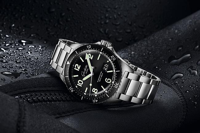 GLASHÜTTE ORIGINAL祝賀鮑里斯·赫爾曼 完成80天環球航行的終極冒險