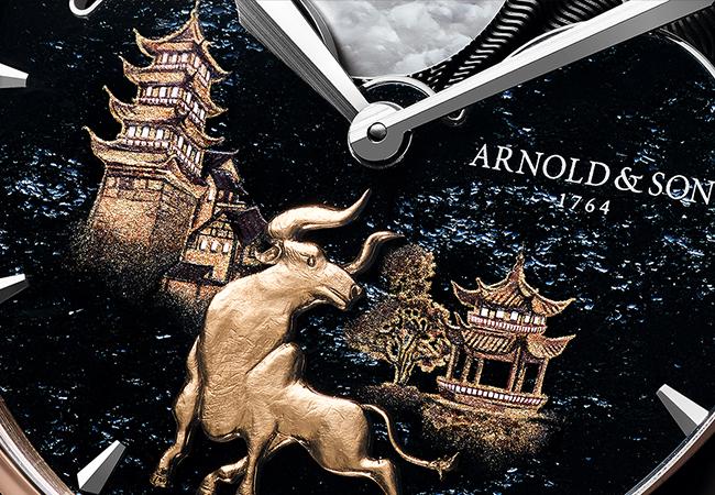 亞諾表AROOLD&SON恆久月相系列金雕微繪牛年腕表，型號：1GLAR.Z02A.C161A
