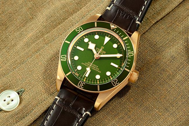 黃金打造帝舵Black Bay Fifty-Eight潛水錶
