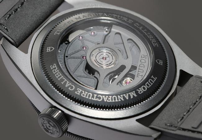 帝舵Black Bay Ceramic