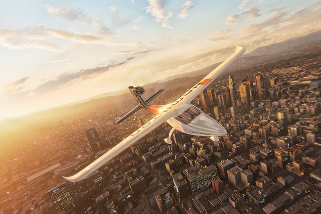 漢米爾頓與電動飛機先驅Smartflyer再續合作