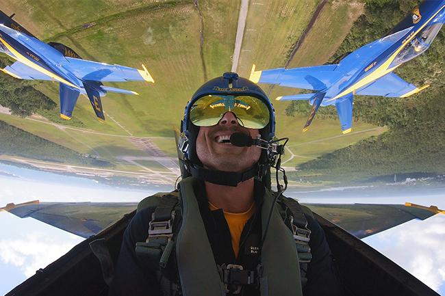IWC萬國表慶祝藍天使 「Blue Angels」美國海軍飛行中隊成立75週年