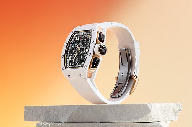 淨白純黑陶瓷版：RICHARD MILLE RM 72-01 Lifestyle自製機芯計時碼錶
