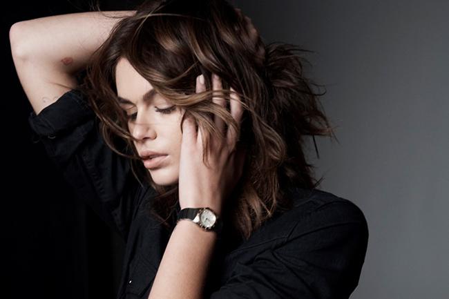 凱亞‧蓋柏（Kaia Gerber）現身歐米茄星座系列廣告