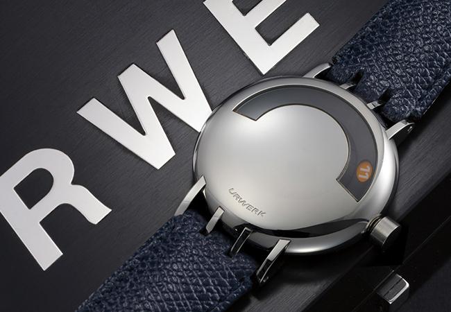 URWERK UR-102漫遊小時腕錶
