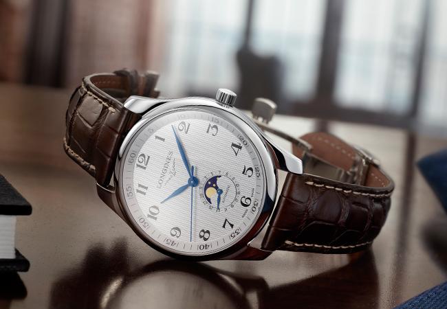 LONGINES Master巨擘系列月相腕錶