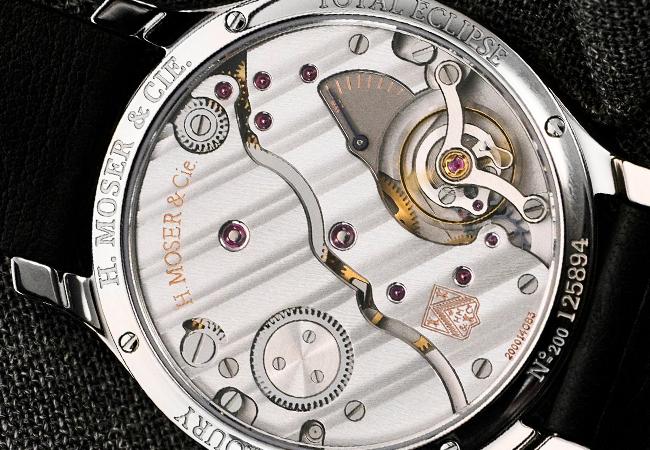 亨利慕時H. Moser & Cie.勇創者小秒針Total Eclipse腕錶 