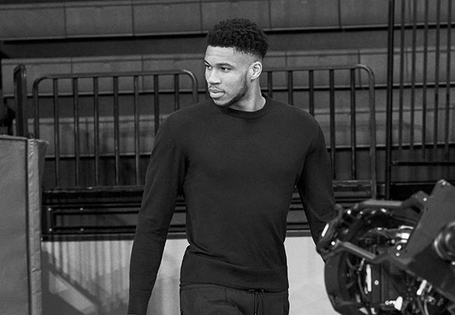 百年靈形象代言人揚尼斯·安戴托昆波（Giannis Antetokounmpo）