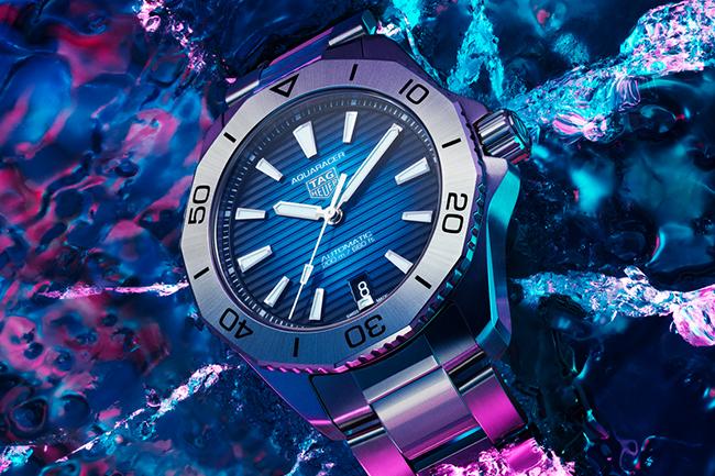 改以金屬錶圈：泰格豪雅Aquaracer Professional 200自動腕錶