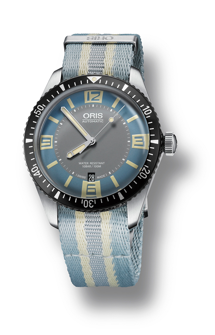 Divers Sixty-Five